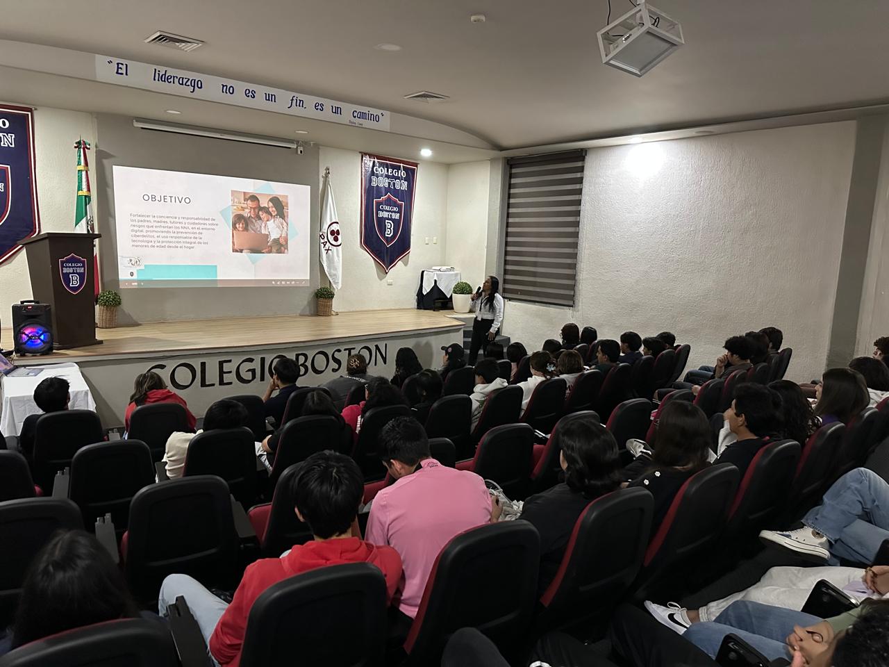 uploads/6/32/01 (2786).Jpeg